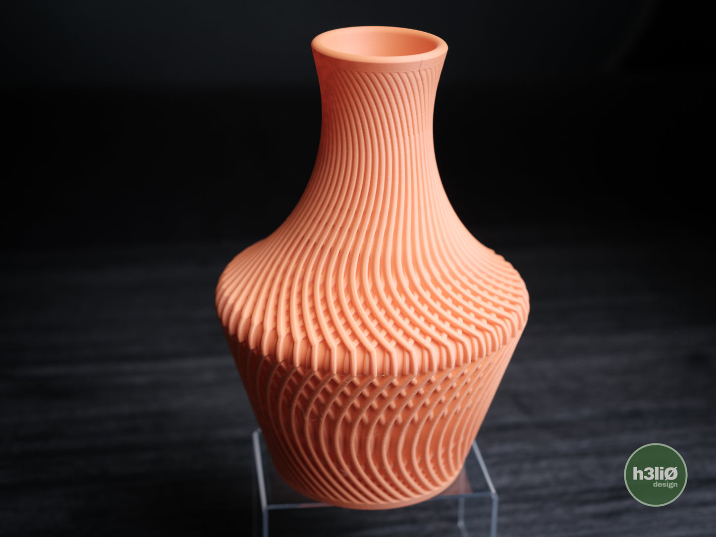 lucid · Vase